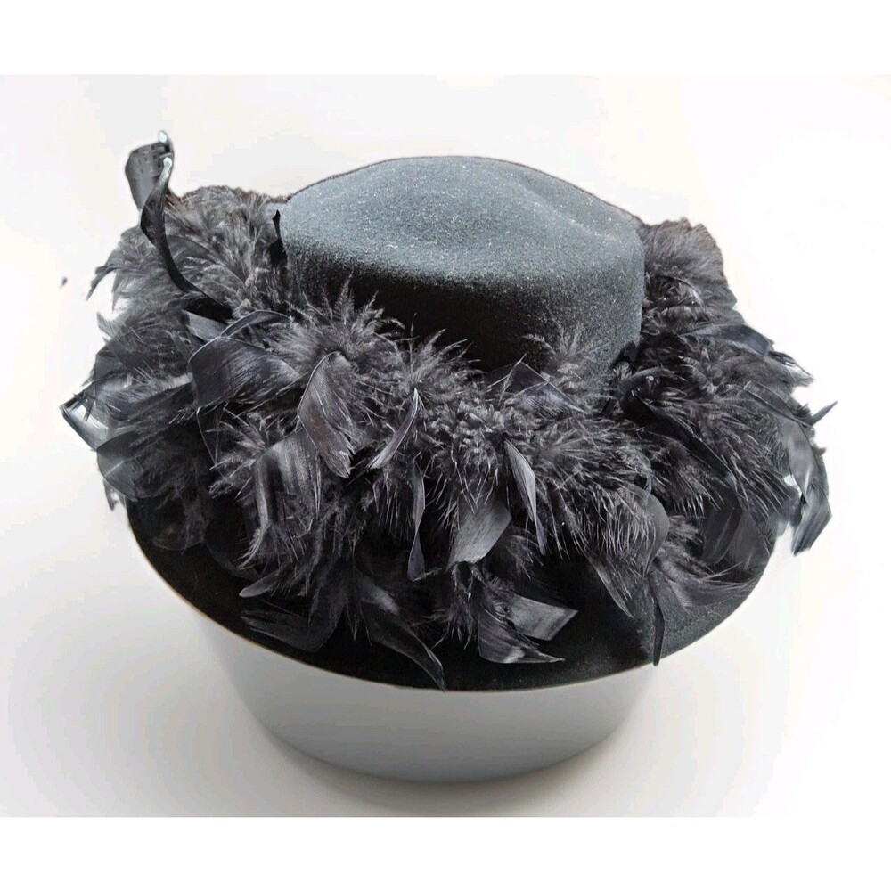Vintage Betmar New York Dobbs Fifth Avenue 100% Wool Feather Black Hat